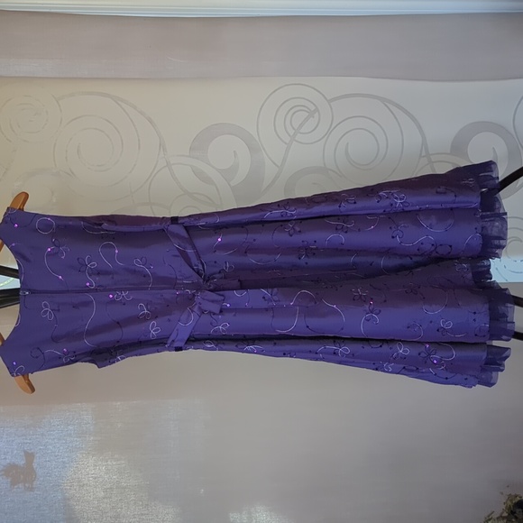 Rare Editions purple sequined formal dress (size 16) - Picture 2 of 4